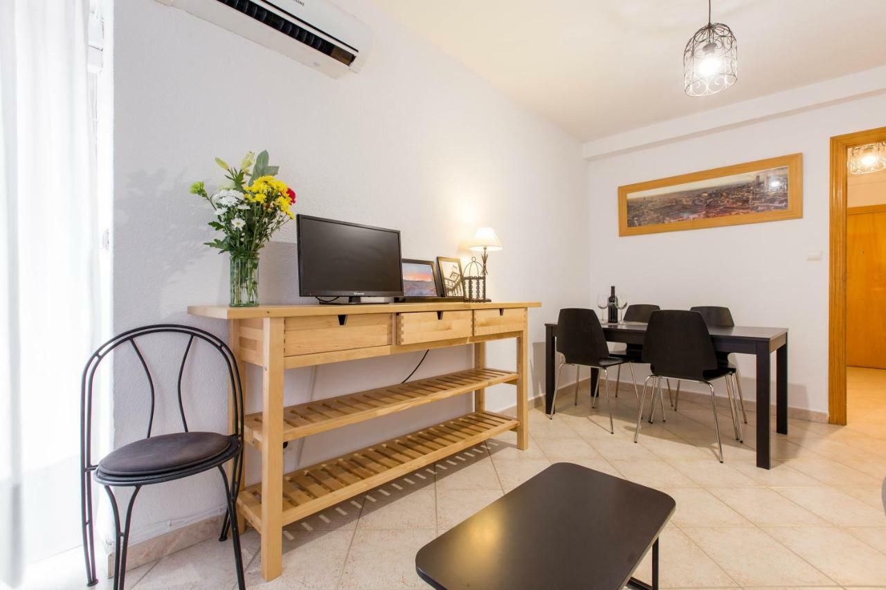 מדריד 3 Habitaciones Apartamento Temporada Lucero 3 Habitaciones מראה חיצוני תמונה
