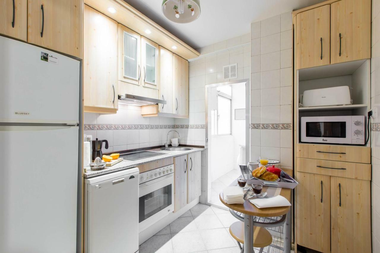 מדריד 3 Habitaciones Apartamento Temporada Lucero 3 Habitaciones מראה חיצוני תמונה